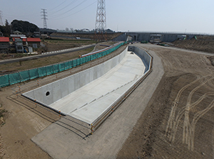 上尾道路 調整池工事